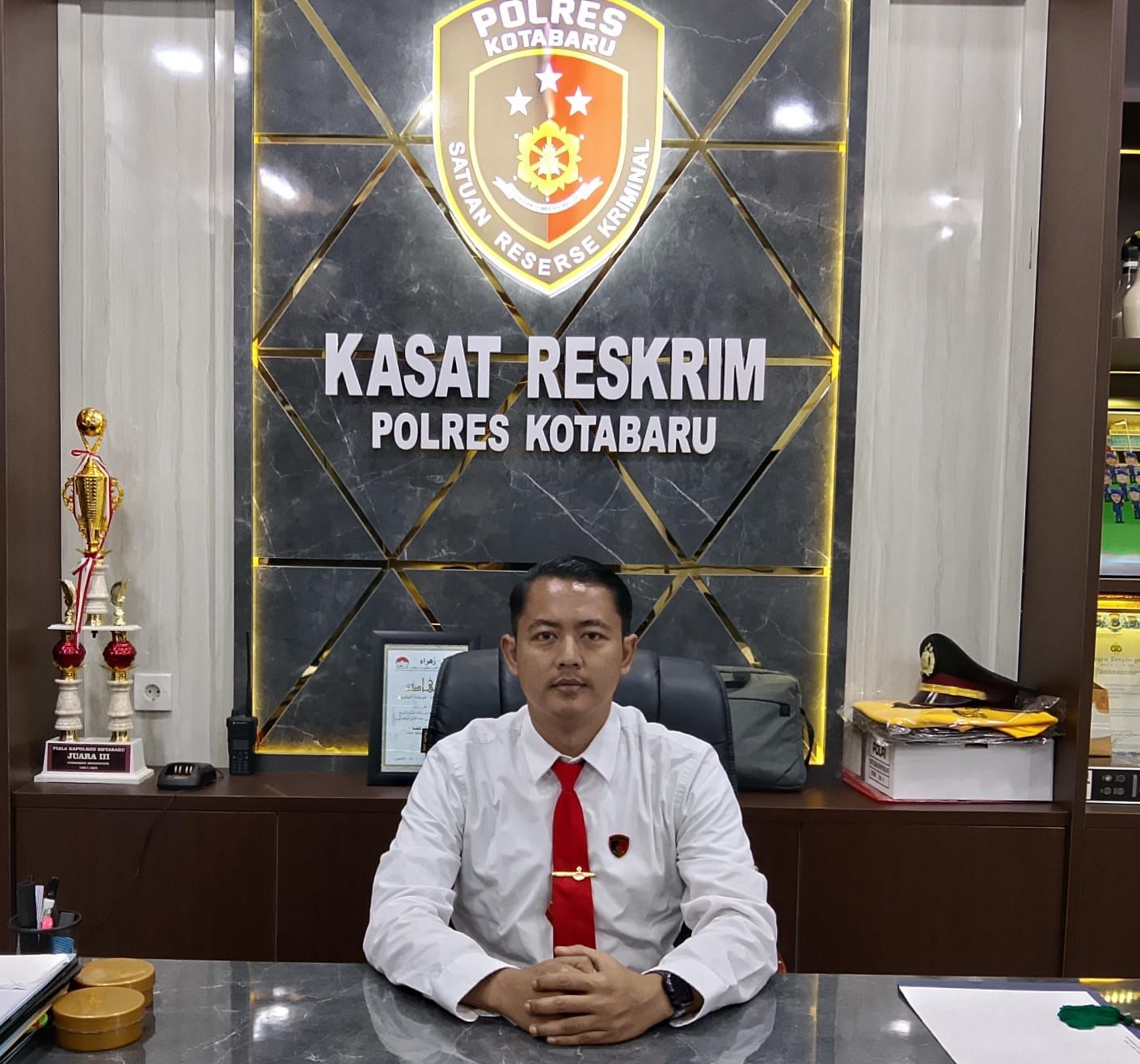 MENJELASKAN: Kasat Reskrim Polres Kotabaru AKP Shoqif Fabrian Yuwindayasa. Foto: arsip Jumain/ Radar Banjarmasin.