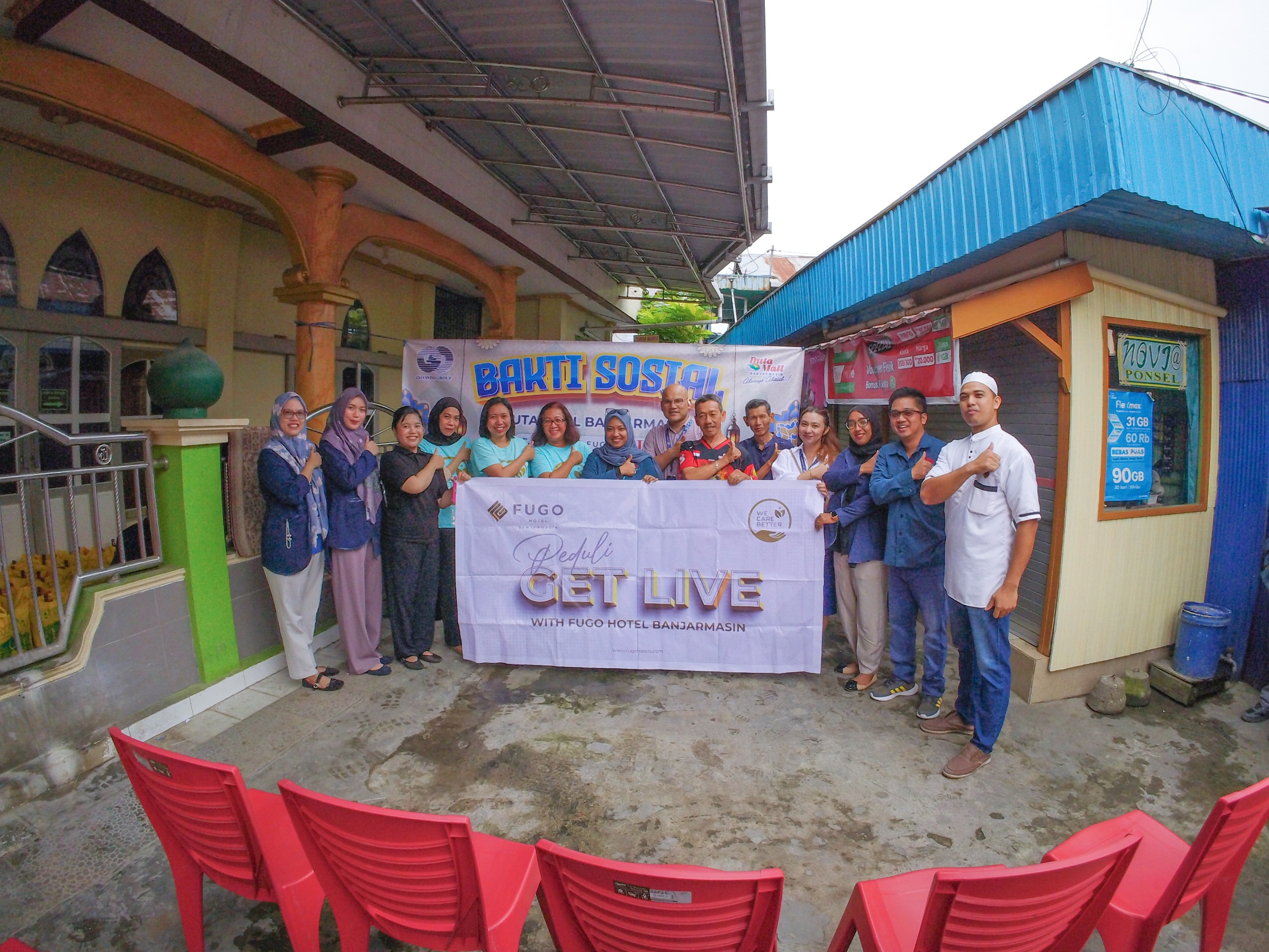 AKSI SOSIAL:FUGO Hotel melaksanakan kegiatan We Care Better di sejumlah lokasi di Banjarmsin, Selasa (10/3/2026). 
