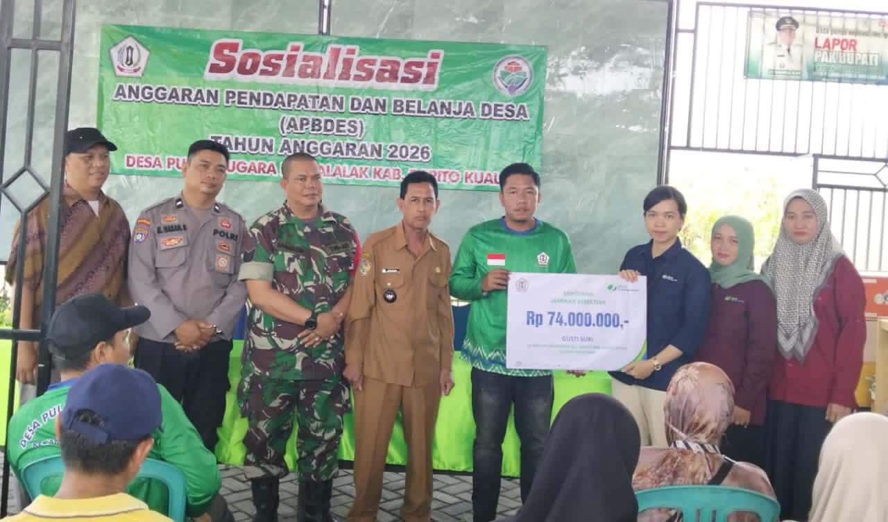 JAMINAN KEMATIAN:Ahli waris Ketua RT di Desa Pulau Sugara terima santunan kematian dari BPJS Ketenagakerjaan, Selasa (10/3/2026).
