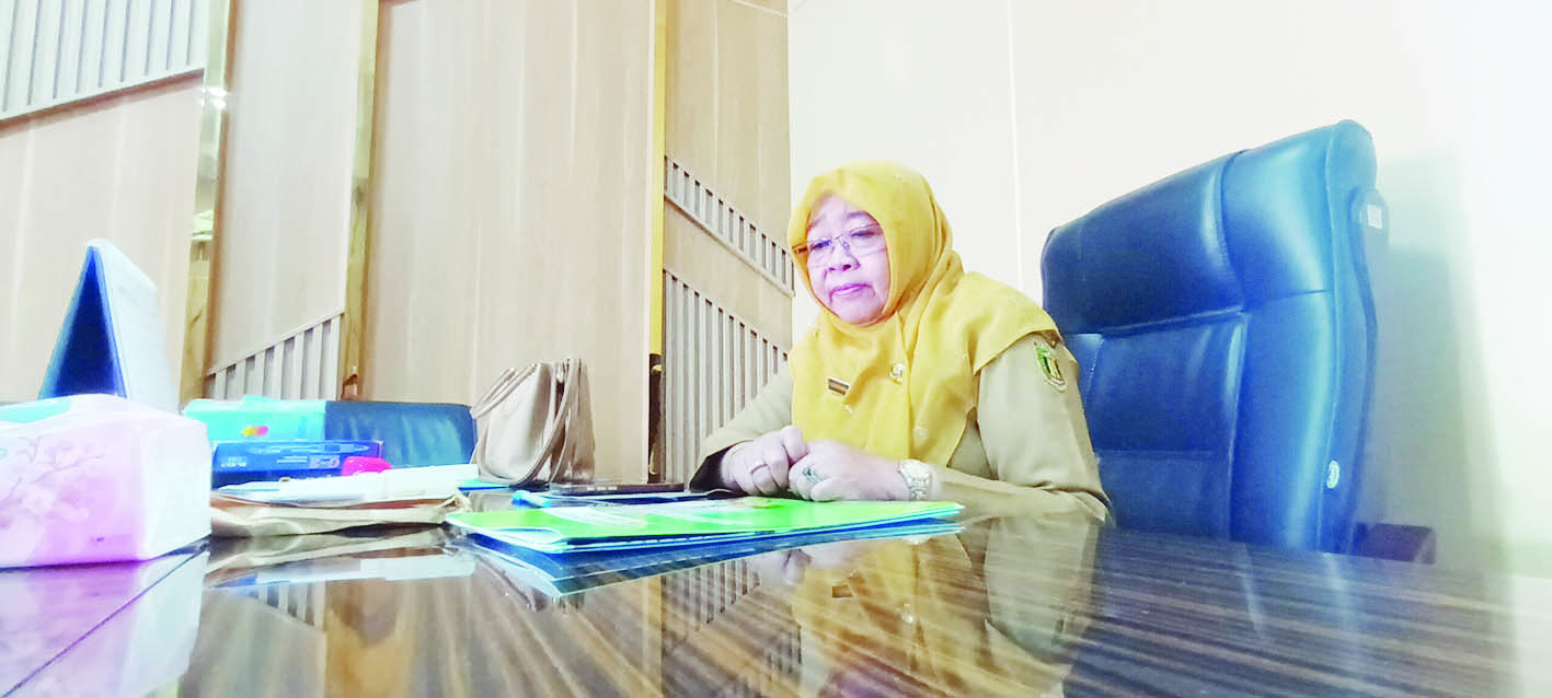 MENYAMPAIKAN: Sekda Tabalong Hamida Munawarah menyampaikan soal prediksi inflasi di daerahnya.