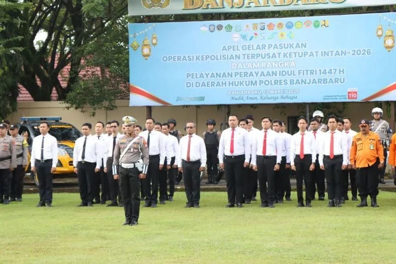 BERSIAP: Personel Polres Banjarbaru bersama unsur terkait lainnya siap melakukan pengamanan Idulfitri. (Humas Polres Banjarbaru untuk Radar Banjarmasin)