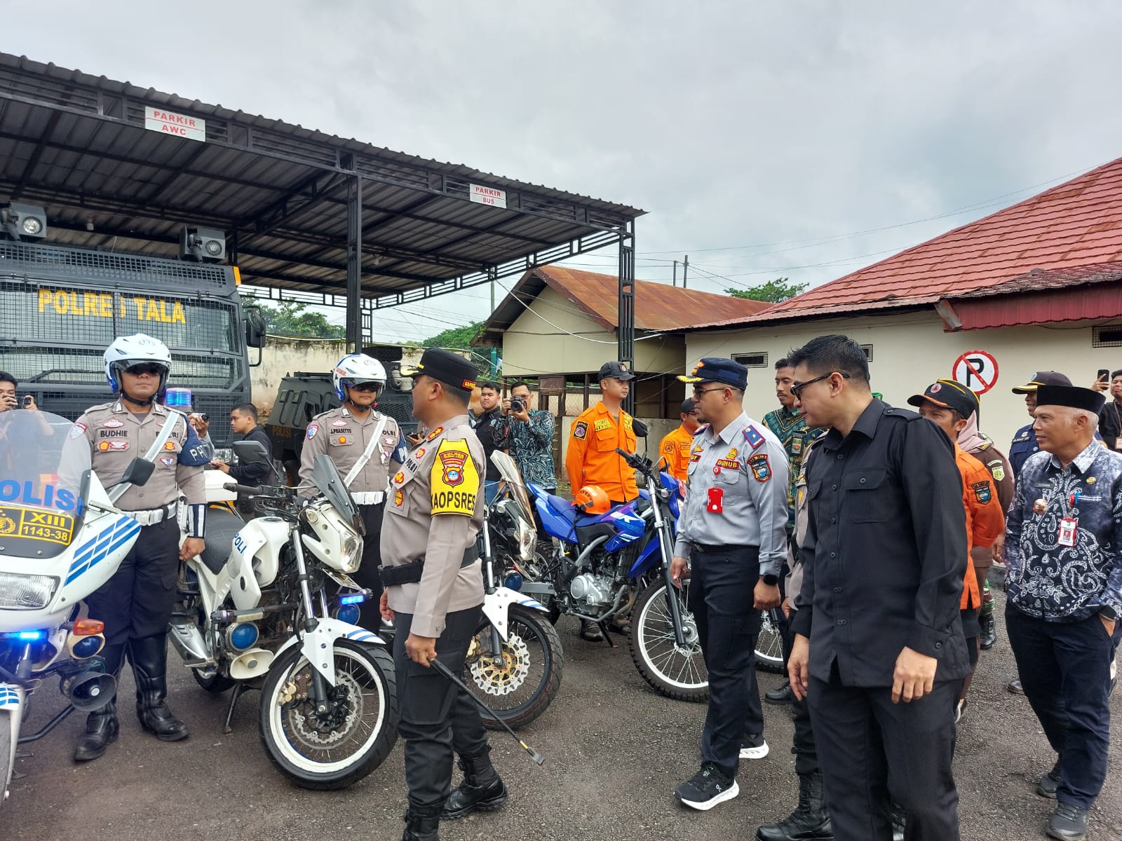 CEK: Personel dan kendaraan yang akan bertugas selama operasi ketupat intan 2026. (Foto : Humas Polres Tala untuk Radar Banjarmasin)