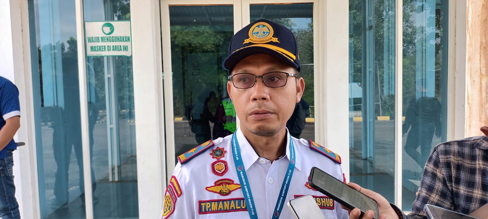 WAWANCARA: Kepala Dishub Tabalong Tumbur P Manalu. (Foto : Ibnu Dwi Wahyudi/ Radar Banjarmasin)