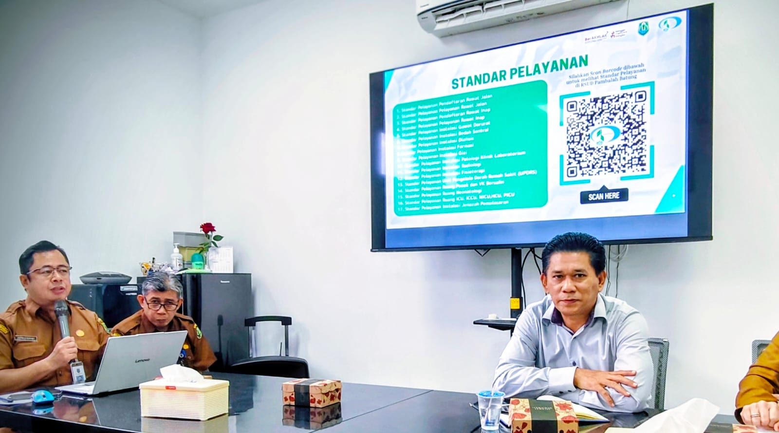 SUMBER: Ketua Komisi II DPRD Kabupaten HSU H Mukshin Haita. (Foto: M.Akbar/Radar Banjarmasin)