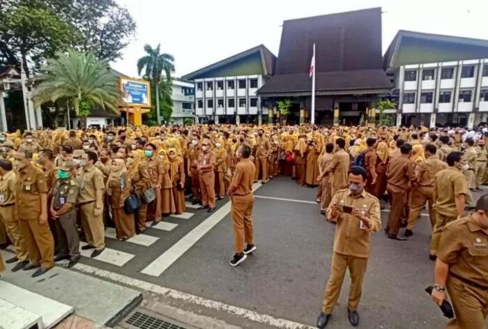 ASN PEMKO BANJARMASIN: Meski libur dan cuti bersama Idulfitri cukup panjang, pengajuan cuti tambahan tetap dibatasi agar pelayanan publik tidak terganggu.