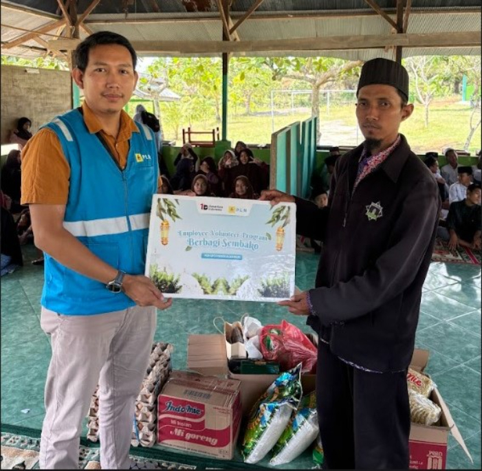 SUMBANGAN:Penyerahan program Employee Volunteer Program (EVP) untuk Yayasan Panti Asuhan Ar Rahman Kumai, Kabupaten Kotawaringin Barat, Kamis (12/3/2026).  