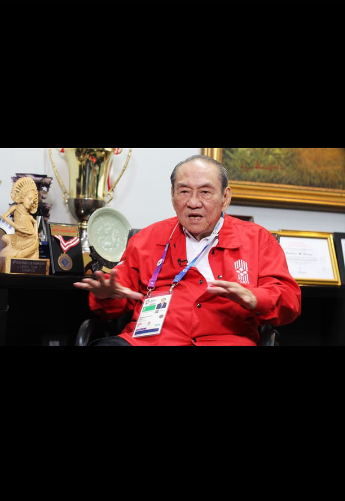 Michael Bambang Hartono, pemilik Grup Djarum sekaligus patriot olahraga Indonesia yang berjasa besar dalam melahirkan atlet-atlet bulu tangkis berprestasi dunia, tutup usia pada 19 Maret 2026 di Singa