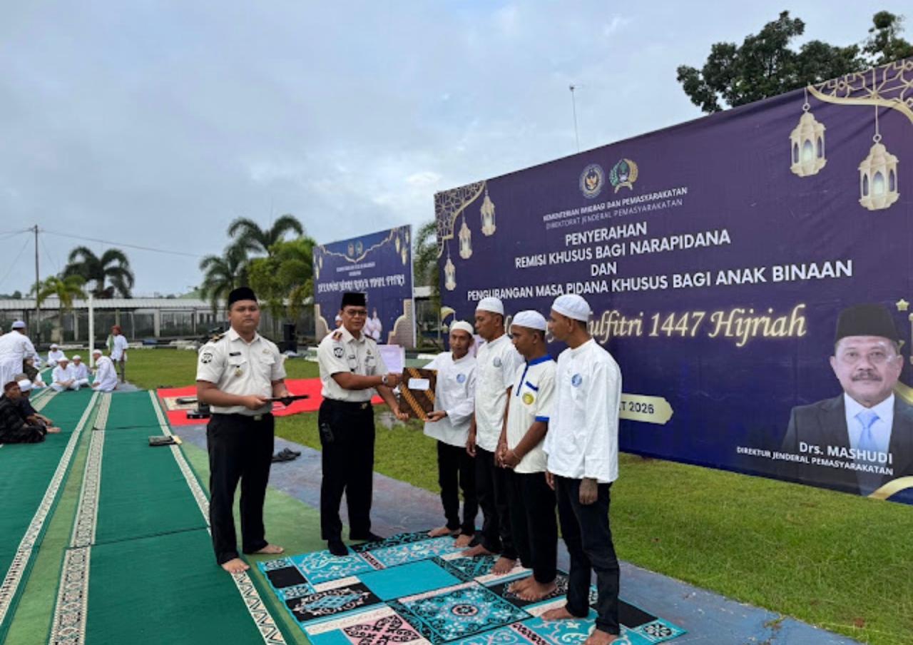 Teks foto: DAPAT REMISI: Ribuan Warga Binaan Lapas Kelas IIB Banjarbaru mendapatkan remisi di momen Hari Raya Idulfitri