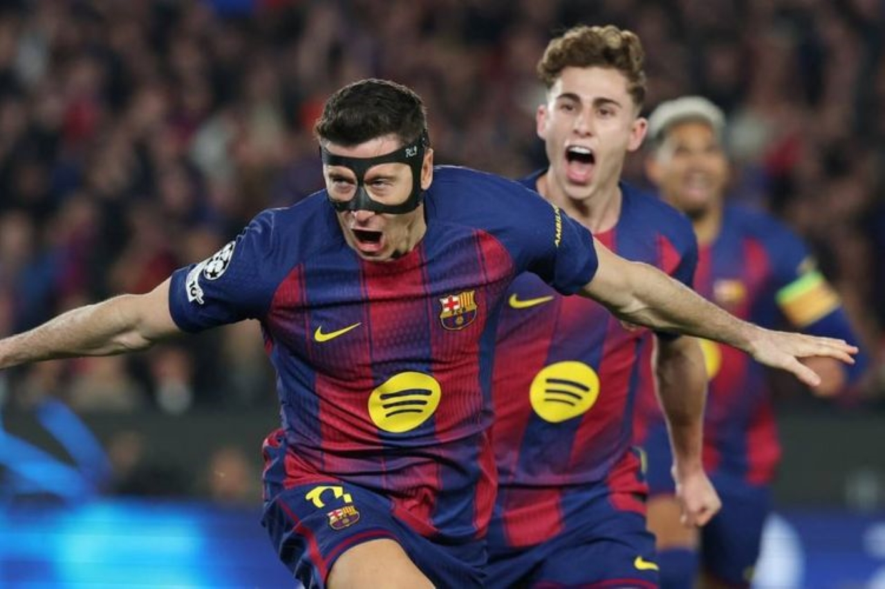 TERBUKA: Robert Lewandowski berencana meninggalkan Barcelona. Sang penyerang terbuka untuk klub mana pun. 