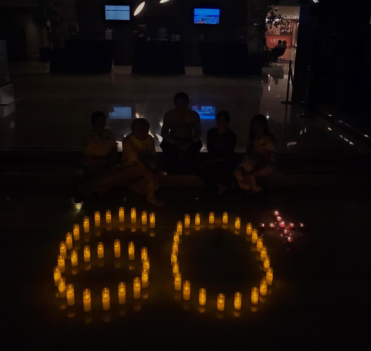 PADAMKAN LAMPU: Kegiatan Earth Hour yang digelar FUGO Hotel Banjarmasin, Sabtu (28/34/2026).