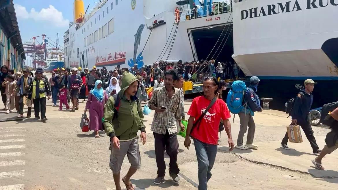 Arus pendatang pasca Lebaran mulai terjadi seiring urbanisasi ke Kota Banjarmasin. 