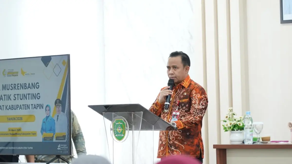 BERITAHUKAN: Bupati Tapin H Yamani menyampaikan Pemerintah Kabupaten Tapin siap melaksanakan WFH, sesuai dengan anjuran dari Pemerintah Pusat.
Foto Rasidi Fadli&nbsp;