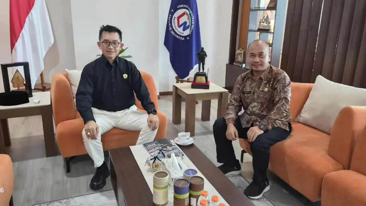 Kepala BPSDMD Kalsel, Faried Fakhmansyah bertemu Kepala LAN RI, Muhammad Taufiq membahas kesiapan pelaksanaan Pelatihan Kepemimpinan Nasional (PKN) 2026. (BPSDMD Kalsel)