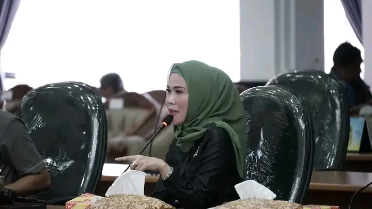 BICARA: Ketua Komisi III DPRD HSS Yuniati minta pemerintah lakukan studi tiru dalam rangka penetapan Raperda Pengelolaan Barang Milik Daerah.