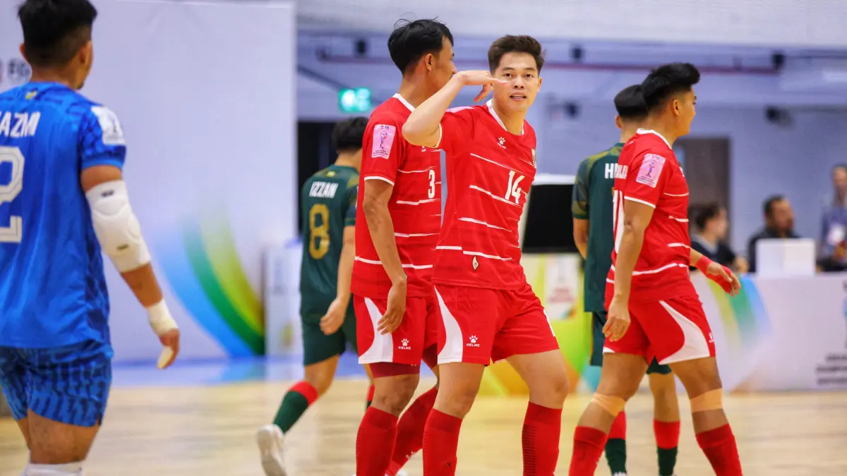 Muhammad Imam Anshori Rahman merayakan gol perdananya bersama Timnas Futsal Indonesia saat membantai Brunei Darussalam 7-0 dalam pembuka Grup B ASEAN Futsal Championship 2026 di Nonthaburi Hall, Thailand, Senin (6/4/2026). (Dok timnas futsal)