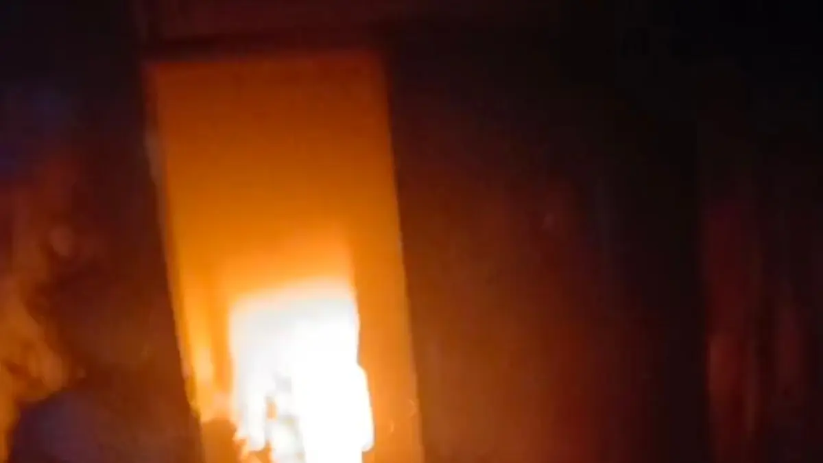 MUSIBAH:Rumah yang hangus terbakar di permukiman padat Desa Rantawan, Kecamatan Amuntai Tengah, Kabupaten HSU, Senin (6/4/2026).(Foto:Istimewa/Radar Banjarmasin)