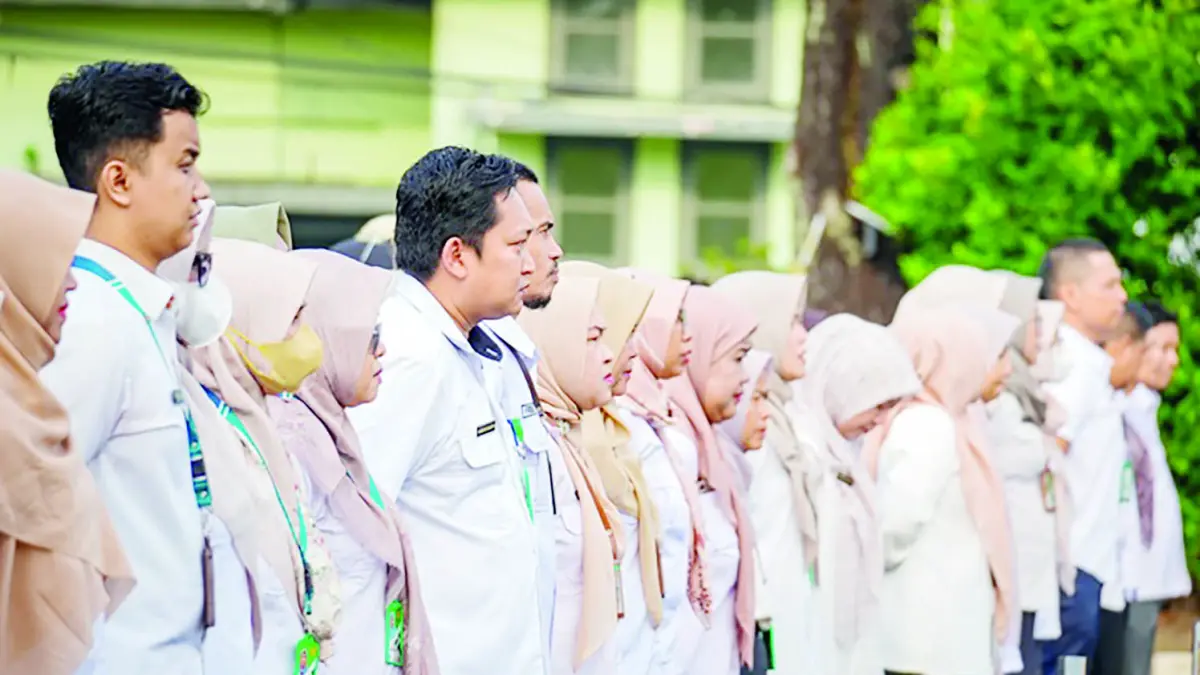 APEL: Jajaran ASN Pemko Banjarbaru saat mengikuti apel gabungan. Saban Jumat pemko menerapkan kebijakan Work From Home (WFH).&nbsp;
(MC BANJARBARU UNTUK RADAR BANJARMASIN)