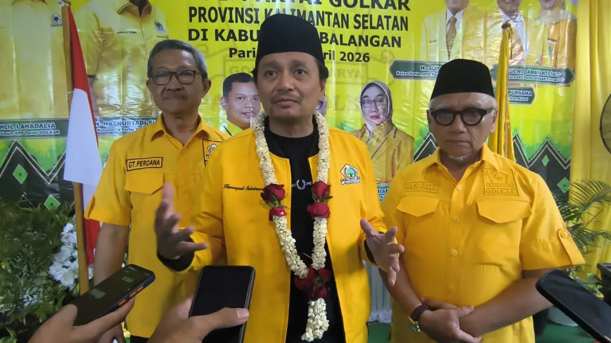 Ketua DPD Golkar Kalsel, Hasnuryadi Sulaiman saat memberikan arahan kepada jajaran pengurus Golkar Balangan di Paringin. M Dirga / Radar Banjarmasin