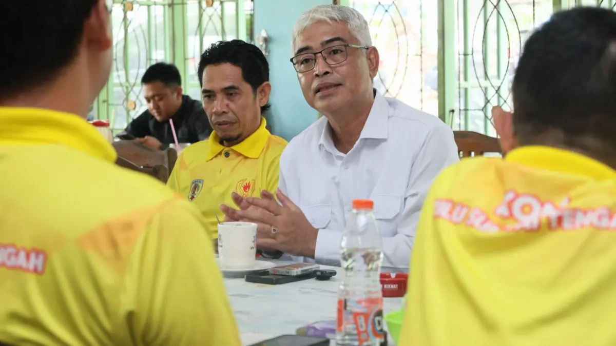 KUNJUNGAN:Wakil Bupati Kabupaten HSU,Hero Setiawan bersilaturahmi ke KONI HSS dan KONI HST.(Foto:KONI HSU/Radar Banjarmasin)
