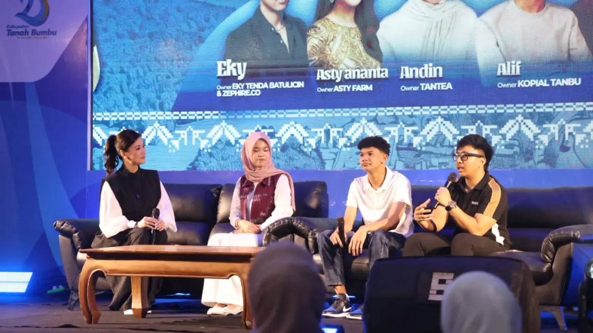 TALKSHOW WIRAUSAHA:Sejumlah pengusaha muda berbagi pengalaman dalam Talkshow Entrepreneur pada Aksi Inovasi Tanbu 2026 di Simpang Empat, Kamis (2/4/2026).(Foto: Pemkab Tanah Bumbu)