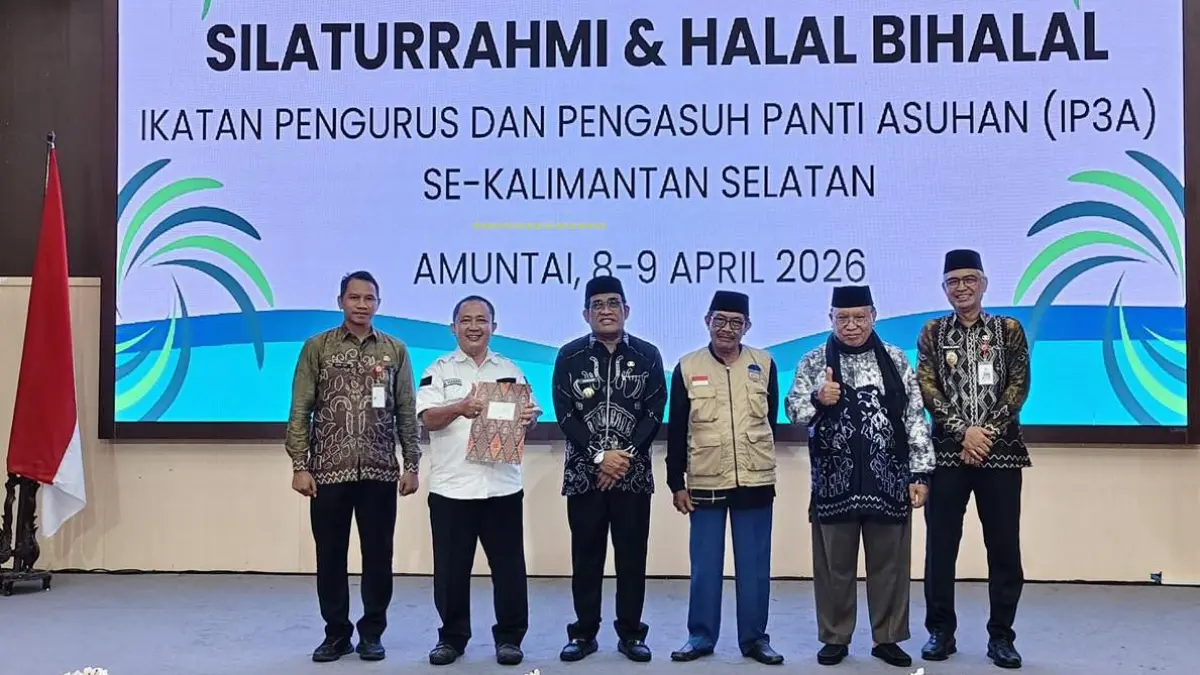 MOMEN:Bupati HSU, H Sahrujani hadir pada halal bihalal pengurus panti asuhan se-Kalsel di Aula Dr KH Idham Chalid Amuntai, Kamis (9/4/2026). (Foto:M Akbar/Radar Banjarmasin)&nbsp;