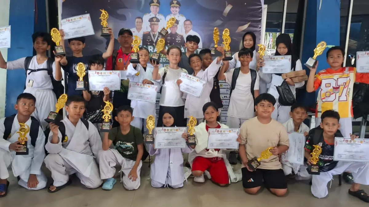 Kontingen HST borong 9 medali emas, 13 perak dan 1 perunggu di Piala Pangdam XXII/Tambun Bungai. (Pendim HST)