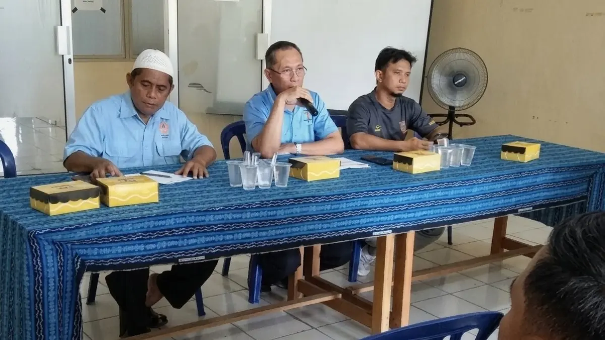 PENDAFTARAN: Tim Penjaringan dan Penyaringan KONI Banjar menyampaikan tahapan dan persyaratan pendaftaran bakal calon Ketua Umum KONI Banjar 2026–2030. (Foto: KONI BANJAR)
