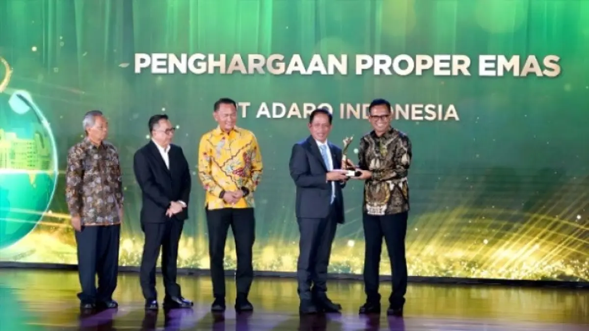 PROPER EMAS:Adaro meraih penghargaan dalam Program Penilaian Peringkat Kinerja Perusahaan (PROPER) dari Kementerian Lingkungan Hidup di Jakarta, Selasa (7/4/2026).(Foto:YABN)
