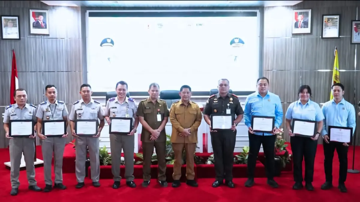 SERTIFIKAT:Aset Pemkab HST diamankan, nilainya ratusan miliar Rupiah. (Foto:Kominfo SP HST).