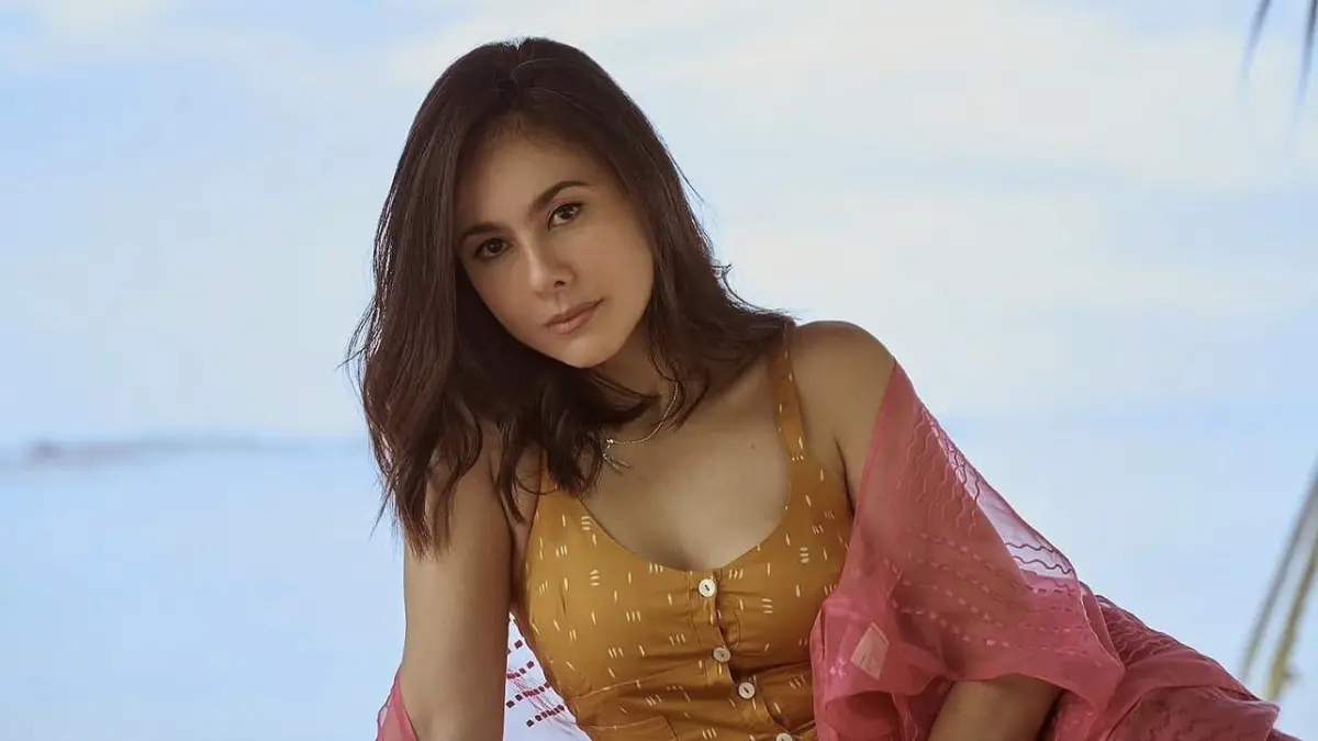 CANTIK: Wulan Guritno baru saja merayakan pertambahan usianya yang ke-45 tahun. (Foto: Instagram/wulanguritno)