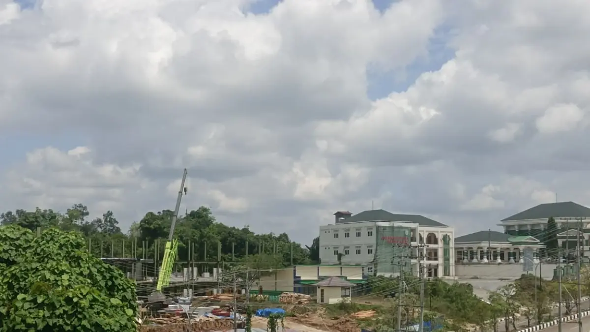 TAHAP LANJUTAN: Kondisi terkini lokasi pembangunan Istana Anak Yatim di Lingsir, Kecamatan Paringin Selatan. &nbsp;
(M Dirga / Radar Banjarmasin)