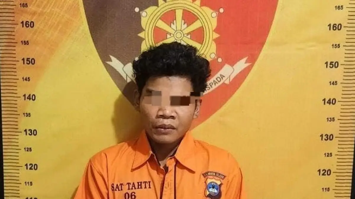 Tersangka K alias Kur (32) tahun, tahanan Polres HSU dalam kasus pencurian Handphone di salah satu toko ponsel di Kota Amuntai, Kabupaten HSU. (Polres HSU)&nbsp;