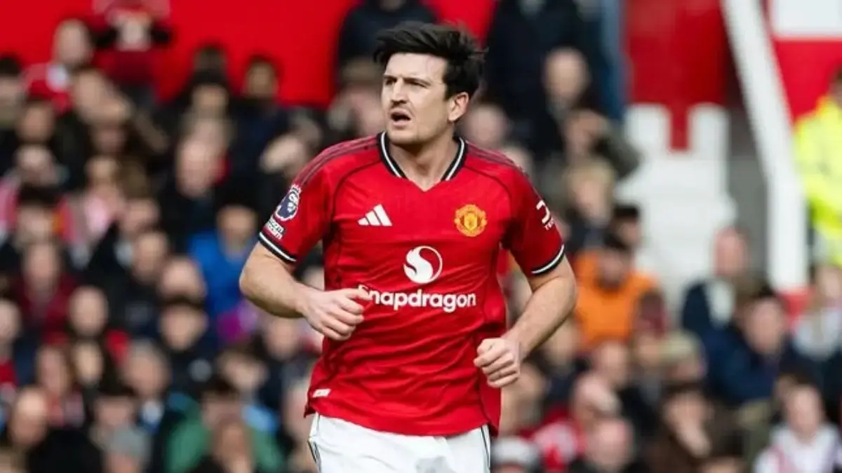 ABSEN: Harry Maguire kembali absen akibat sanksi dari FA.&nbsp;
(Instagram/@harrymaguire93)