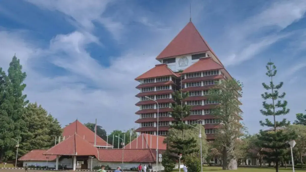 MEGAH: Ilustrasi kampus Universitas Indonesia. Kampus mengambil langkah tegas menokatifkan 16 terduga pelaku pelecehan seksual. (ruanguru.com)
