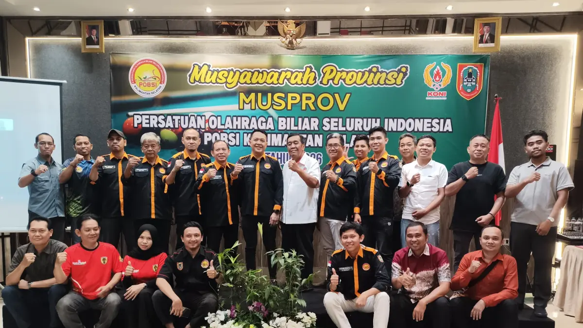 Ketua Umum POBSI Kalsel, H Imus, bersama jajaran yang kembali terpilih&nbsp; &nbsp;dalam upaya meningkatkan prestasi olahraga biliar menuju PON 2028.