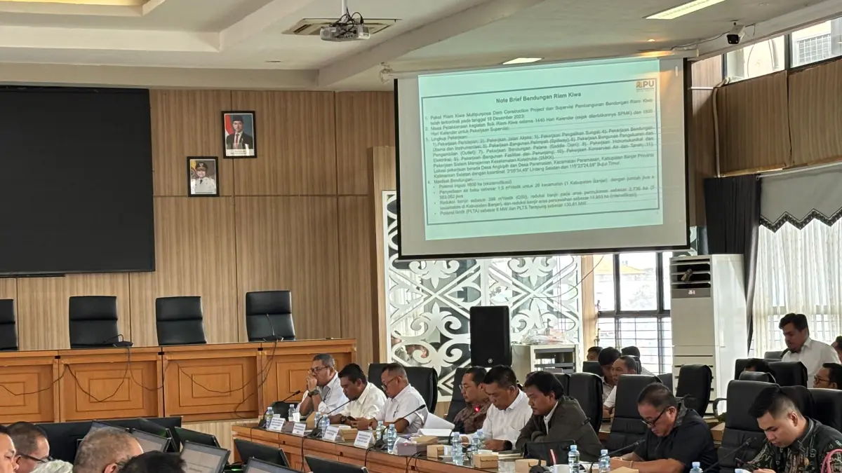 LINTAS SEKTOR:Rakor progres pembangunan Bendungan Riam Kiwa diikuti DPRD Kalsel, Pemprov Kalsel, BWS Kalimantan III, hingga Pemkab Banjar.(Foto:Zulvan Rahmatan/Radar Banjarmasin)