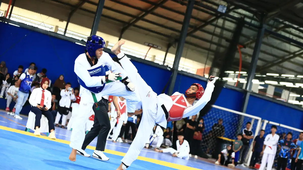 BERSIAP: Atlet Taekwondo binaan SPOBDA Kalsel siap bertolak menuju Samarinda untuk mengikuti Kejuaraan Nasional Taekwondo Cadet & Junior Tahun 2026.(Dok Dispora)