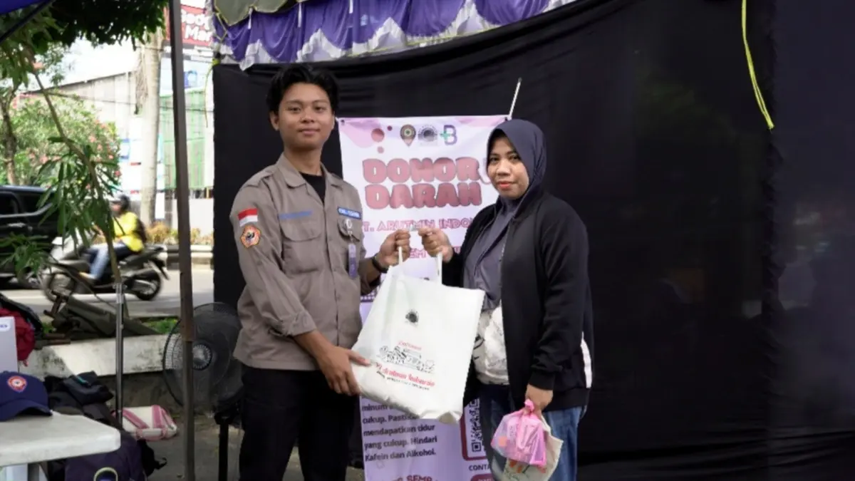 APRESIASI: Paket sembako untuk para relawan Bakti Sosial Donor Darah