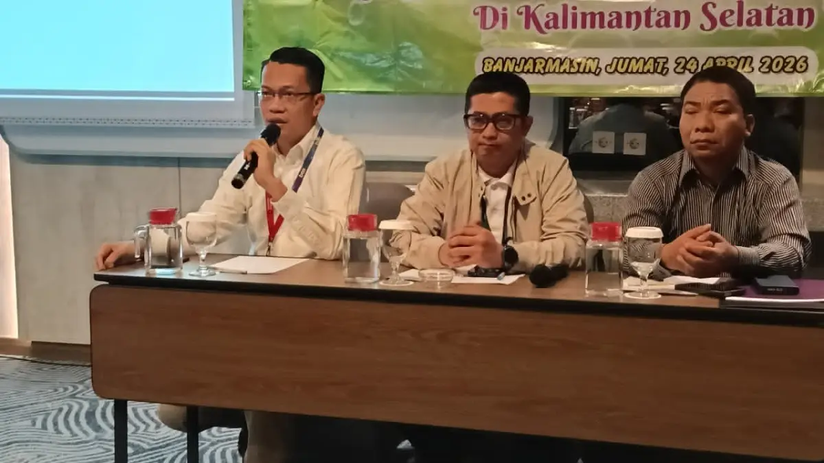 DISKUSI PUBLIK:Para narasumber yang dihadirkan pada diskusi publik tentang sektor perumahan di Kalsel yang digelar di Hotel Harper Banjarmasin, Jumat (24/4/2026).(Foto: Raudah Anisya/Radar Banjarmasin)