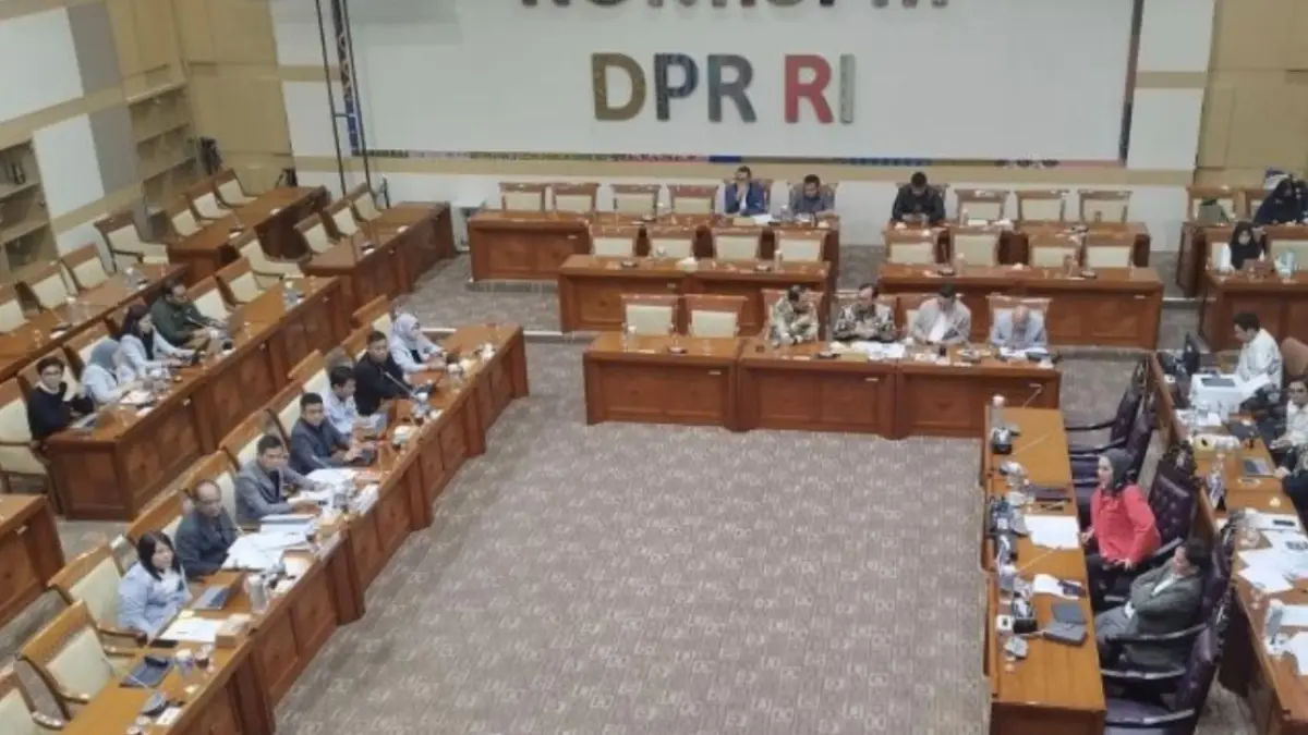 PEMBAHASAN: Wakil Ketua Komisi III DPR RI Sari Yuliati memimpin rapat pembentukan RUU Perampasan Aset. (ANTARA/Bagus Ahmad Rizaldi)