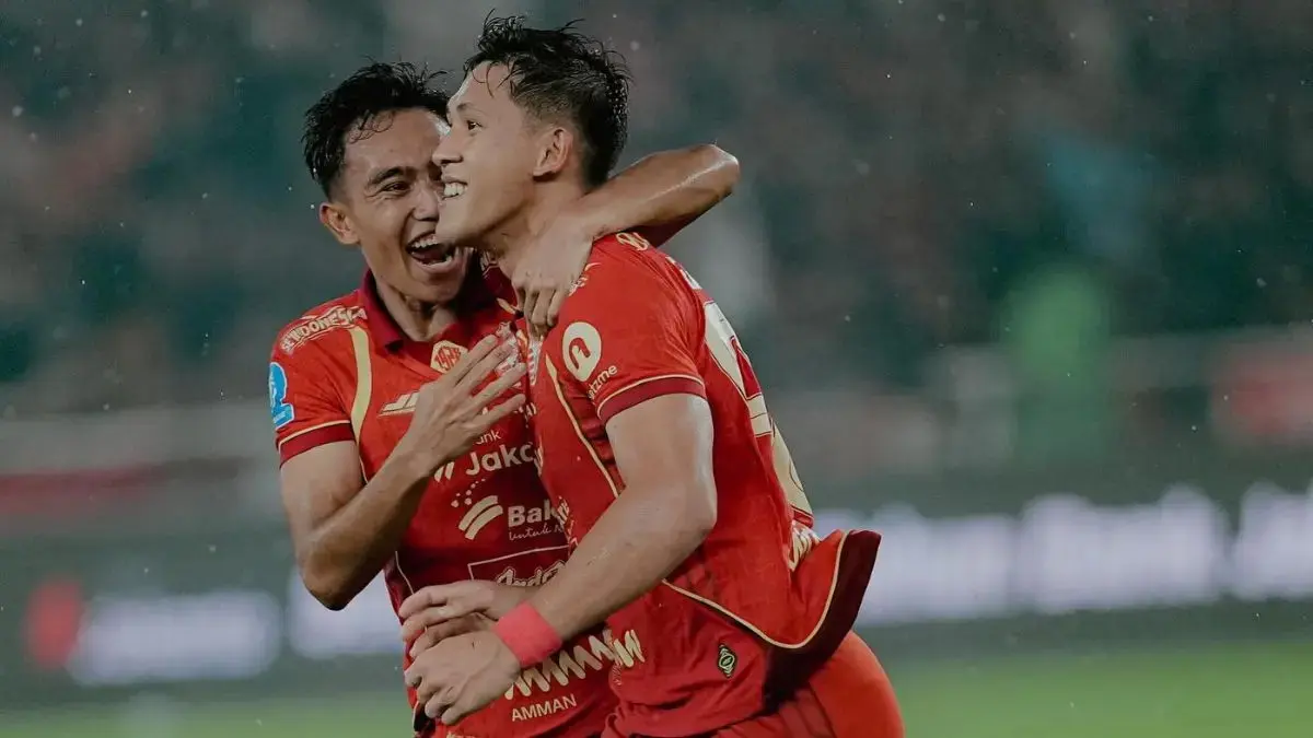 SELEBRASI: Eksel Runtukahu usai mencetak gol ke gawang Persebaya Surabaya di Stadion Utama Gelora Bung Karno. (Persija)