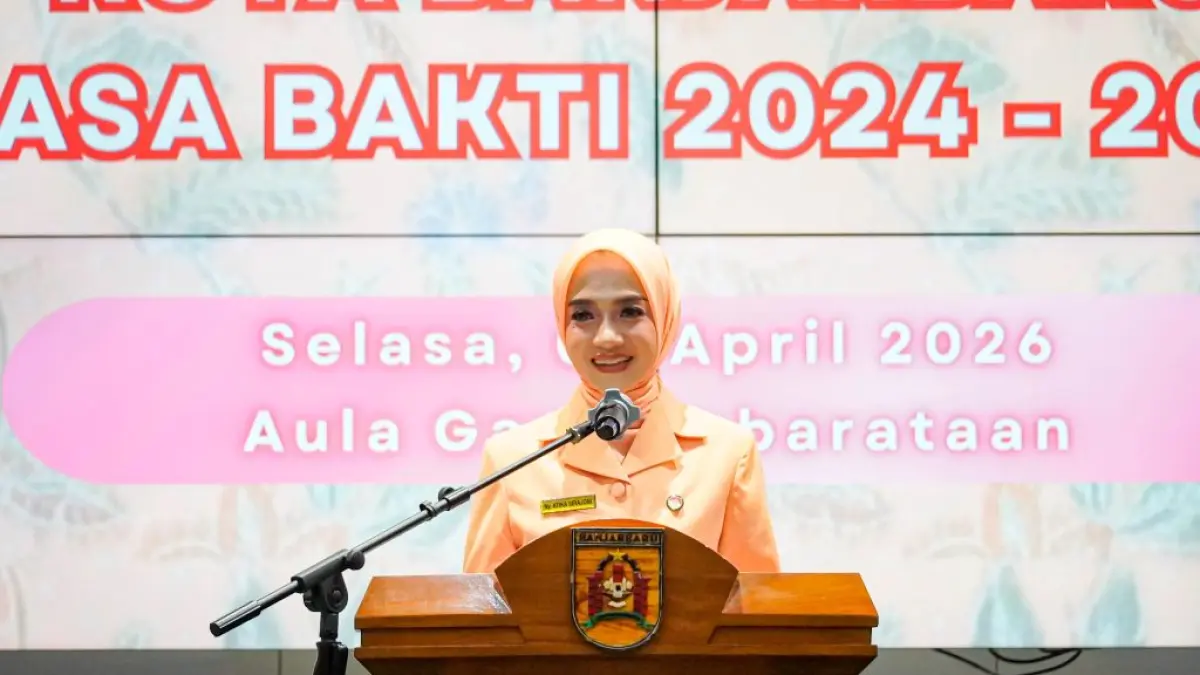 KETUA BARU:Sambutan Ketua DWP Kota Banjarbaru yang baru dilantik, Atika Sirajoni, Selasa (7/4/2026).(Foto:MC Banjarbaru untuk Radar Banjarmasin)


