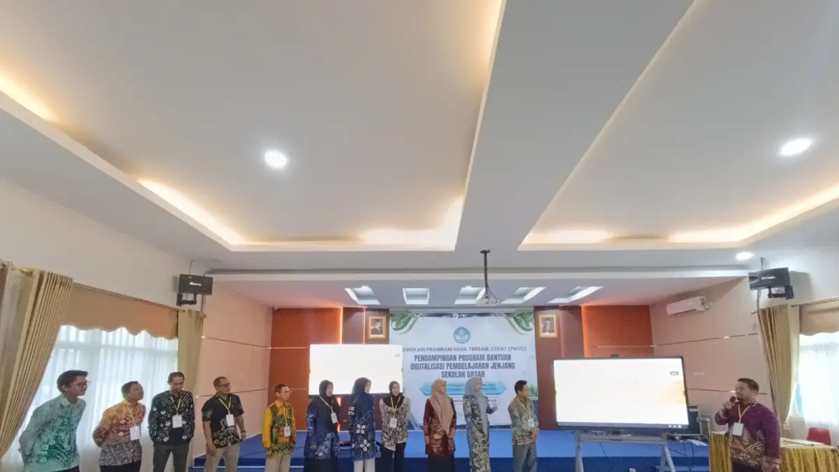 UNGGUL: Kabupaten HST punya 7 guru pejuang digital. Lewati kabupaten lain. (Foto: Istimewa).