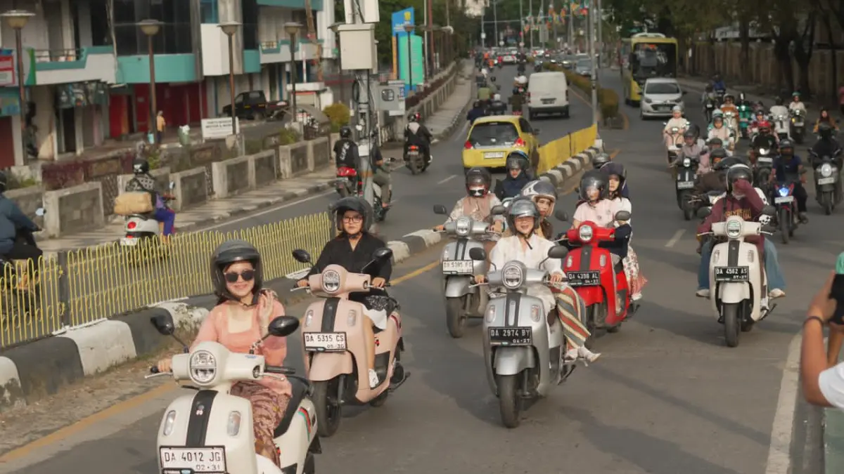 ANGGUN: Dalam rangka memperingati semangat Hari Kartini, PT STSJ menghadirkan kegiatan spesial bertajuk “Kartini” dalam program FOMO!! Fazzio Hybrid Movement, Sabtu (25/4/2026) di Kota Banjarmasin.