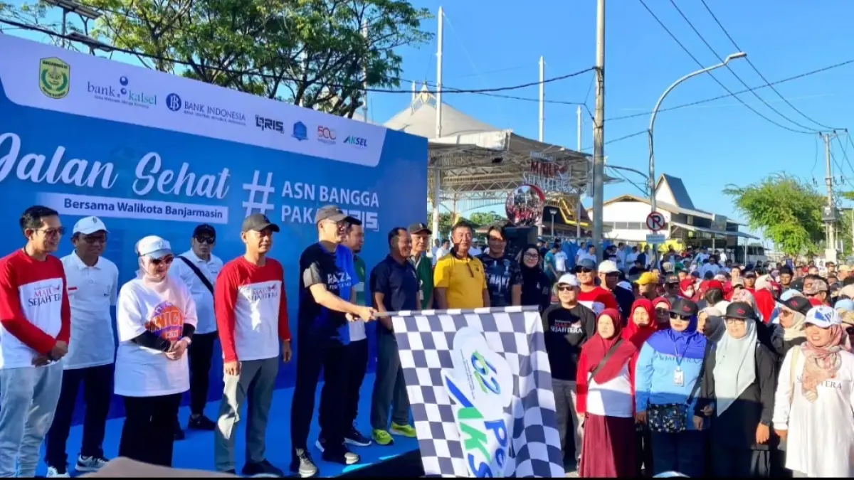 MERIAH:Fun Walk salah satu kegiatan yang dihadirkan pada Pekan AKSEL by Bank Kalsel.(Foto: Bank Kalsel)