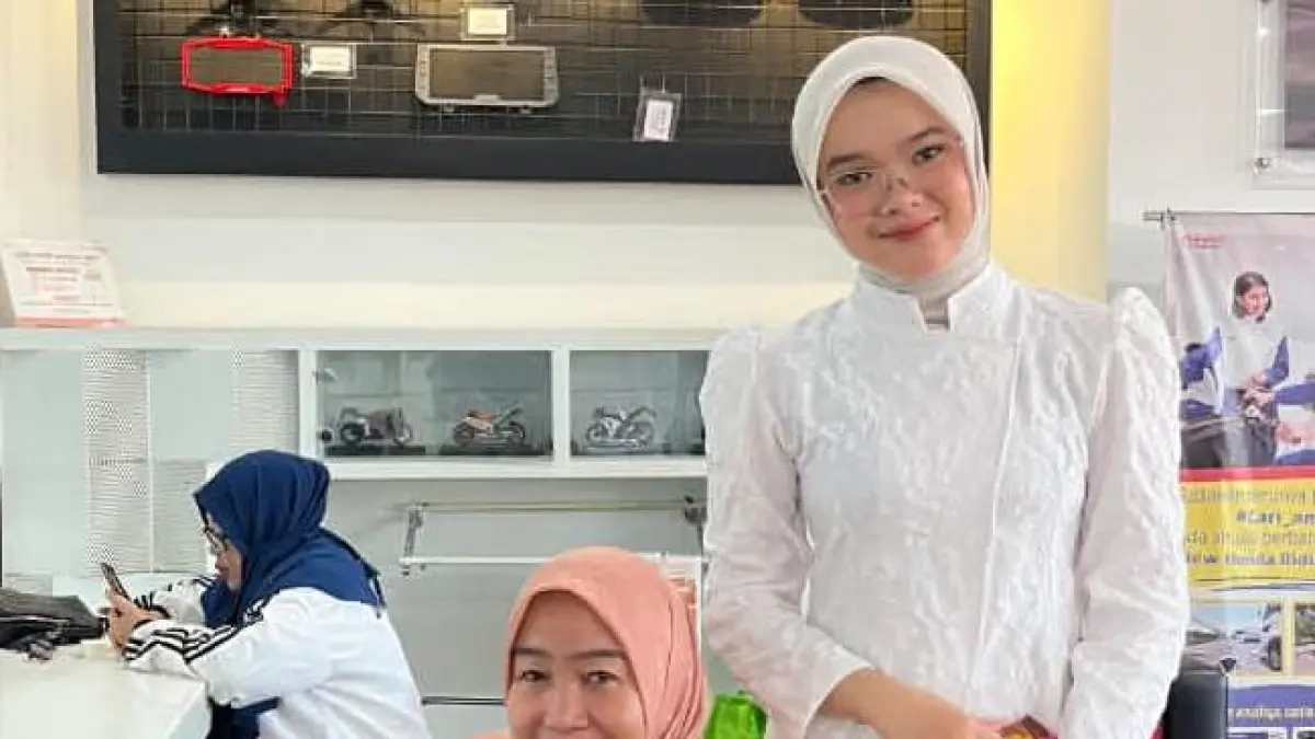 HARI KARTINI: Karyawan Honda PT Trio Motor tampil anggun dengan kebaya, Selasa (21/4/2026).(Foto: PT Trio Motor)&nbsp;