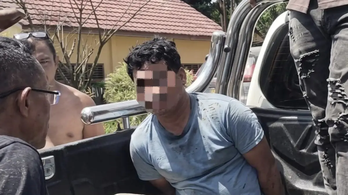 DIANGKUT: Pria berinisial SG diamankan warga dan polisi usai diduga mencoba mencuri ponsel di Angsana, Tanah Bumbu.