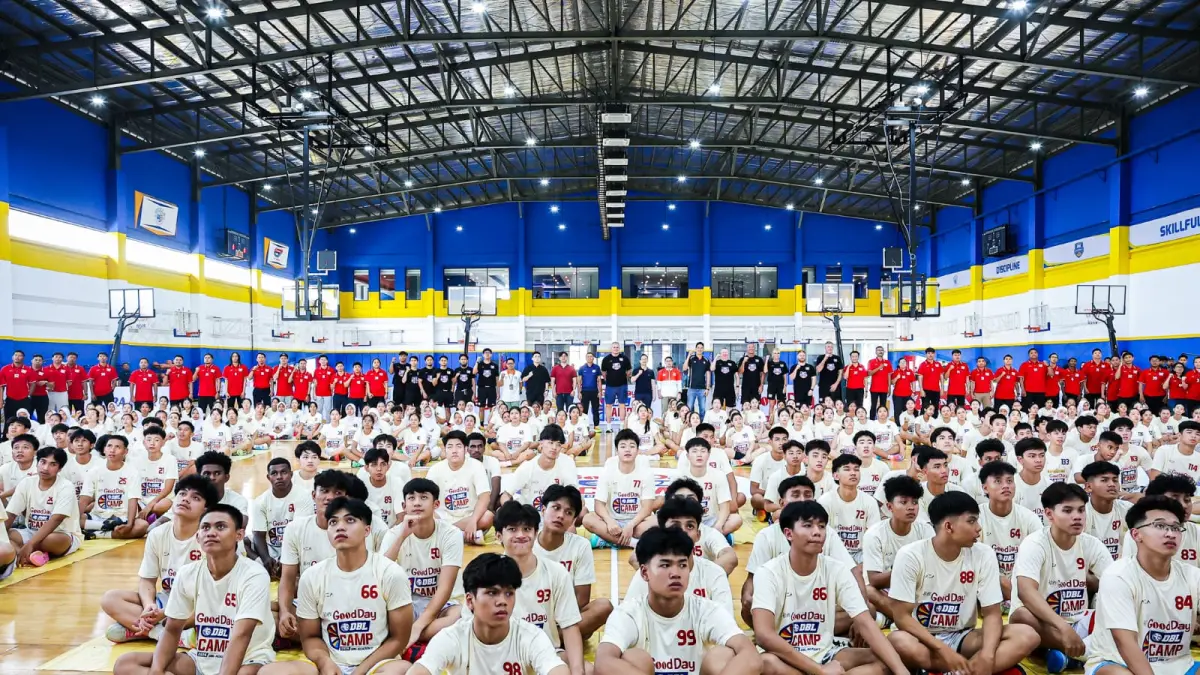 Para student-athlete terbaik Indonesia mengikuti sesi pembukaan Kopi Good Day DBL Camp 2026 di DBL Academy East Jakarta, Selasa (28/4/2026). (dok DBL)