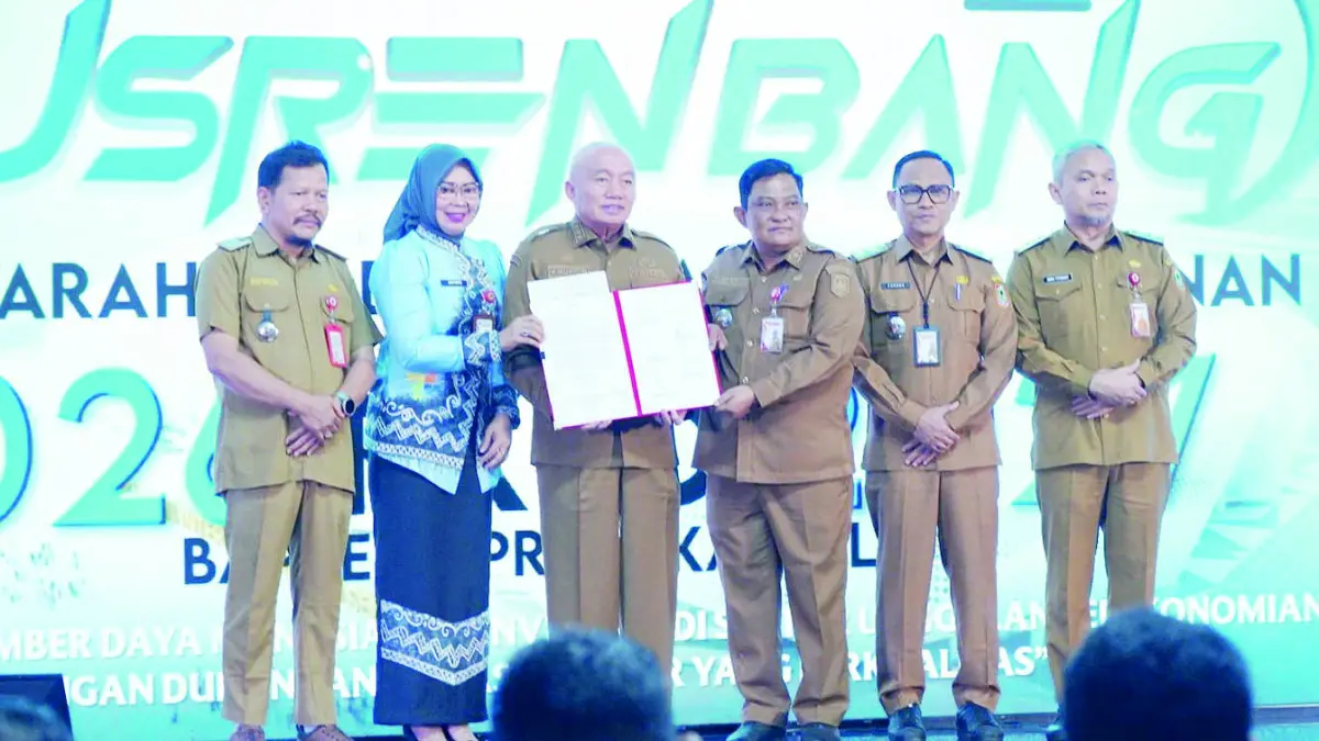 PENYUSUNAN: Pemprov Kalsel saat menggelar Musrenbang Tahun 2026 dalam rangka penyusunan Rencana Kerja Pemerintah Daerah (RKPD) Tahun 2027 di Gedung Idham Chalid, Banjarbaru, Selasa (7/4) tadi.
(MC KALSEL)  