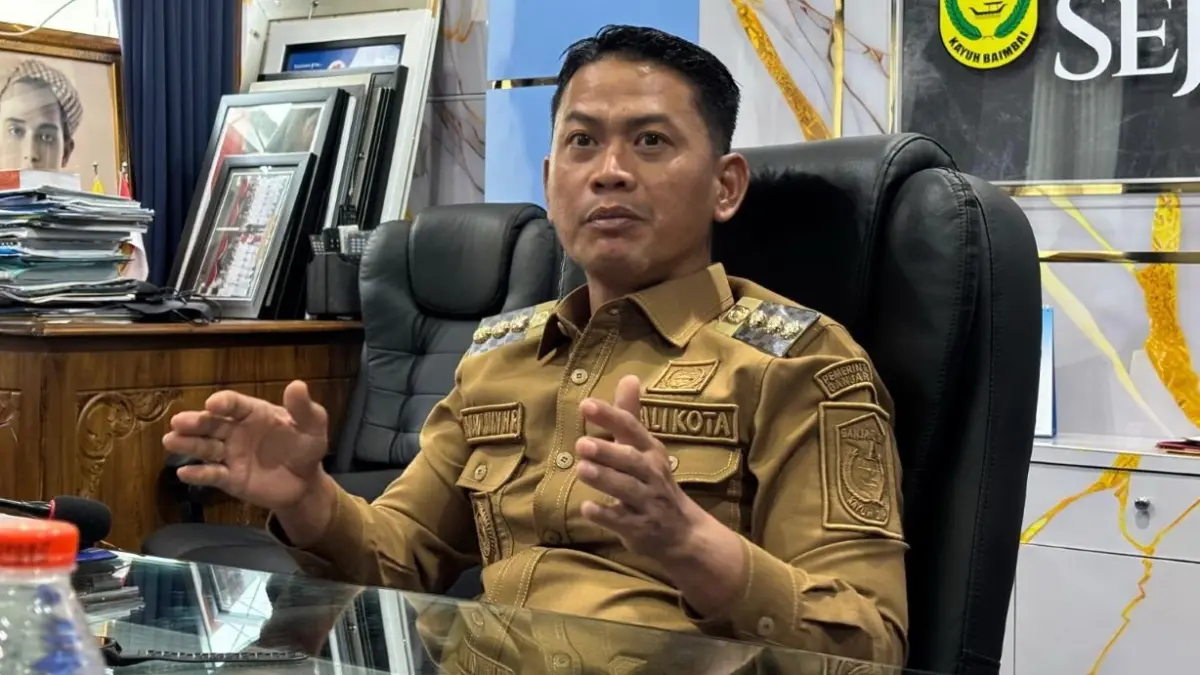 PROSES HUKUM: Wali Kota Banjarmasin Muhammad Yamin HR meminta kasus pengadaan yang bermasalah di Disdik Banjarmasin menjadi pelajaran seluruh ASN. (Foto: Zulvan Rahmatan/Radar Banjarmasin)